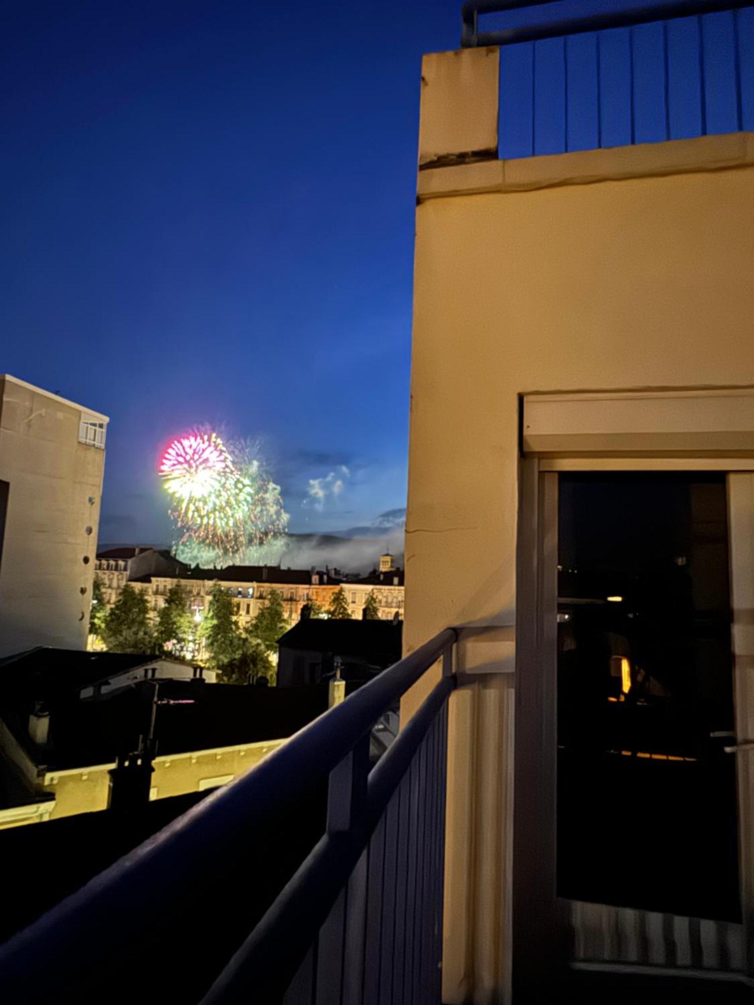 Terrasse Au Coeur De Valence 54 Apartamento *